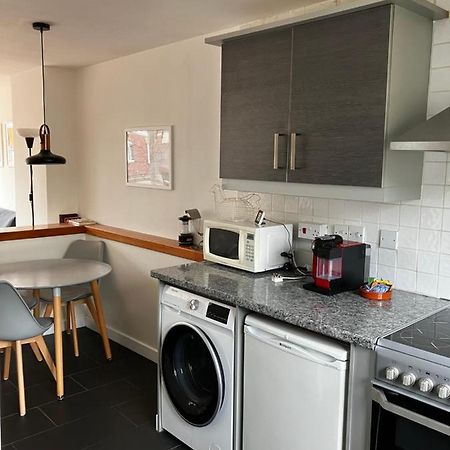 Lovely 2 Bedroom Flat In Central Лондон Экстерьер фото
